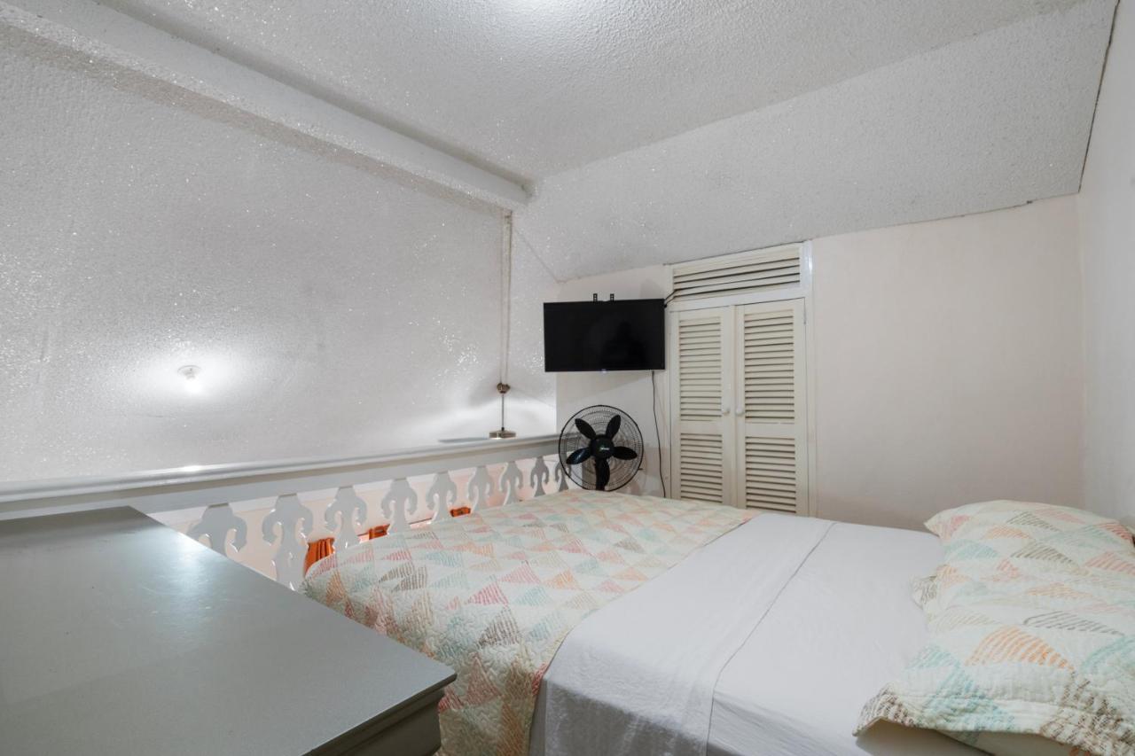 Shaw Park Gem Apt 12D Ocho Rios Bagian luar foto